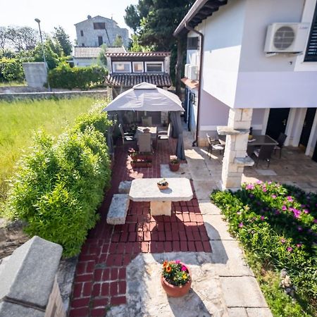 Guesthouse Istra Premantura Exterior photo